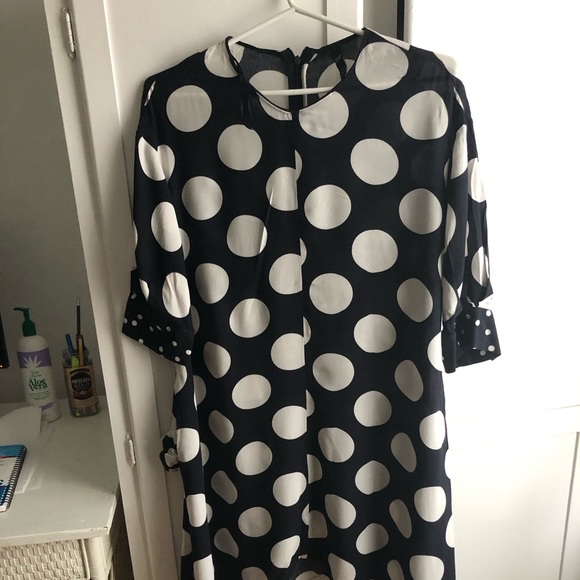 Polka dot Asymmetric Dress with pockets! - Picture 2 of 5